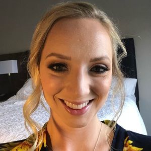 Meet your Posher, Rebekah